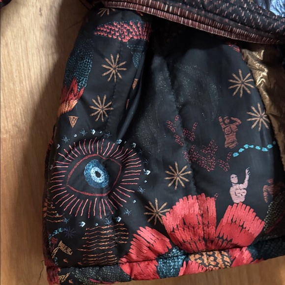 FARM Rio Black Wild Bananas Metallic Reversible Oversized Puffer Jacket - Picture 8 of 16